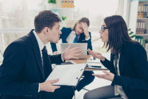 言うことを聞かない部下を放置するリスクと上司が取るべき行動 - 企業経営者、管理職に役立つ情報を発信|健康経営デジタルラボ